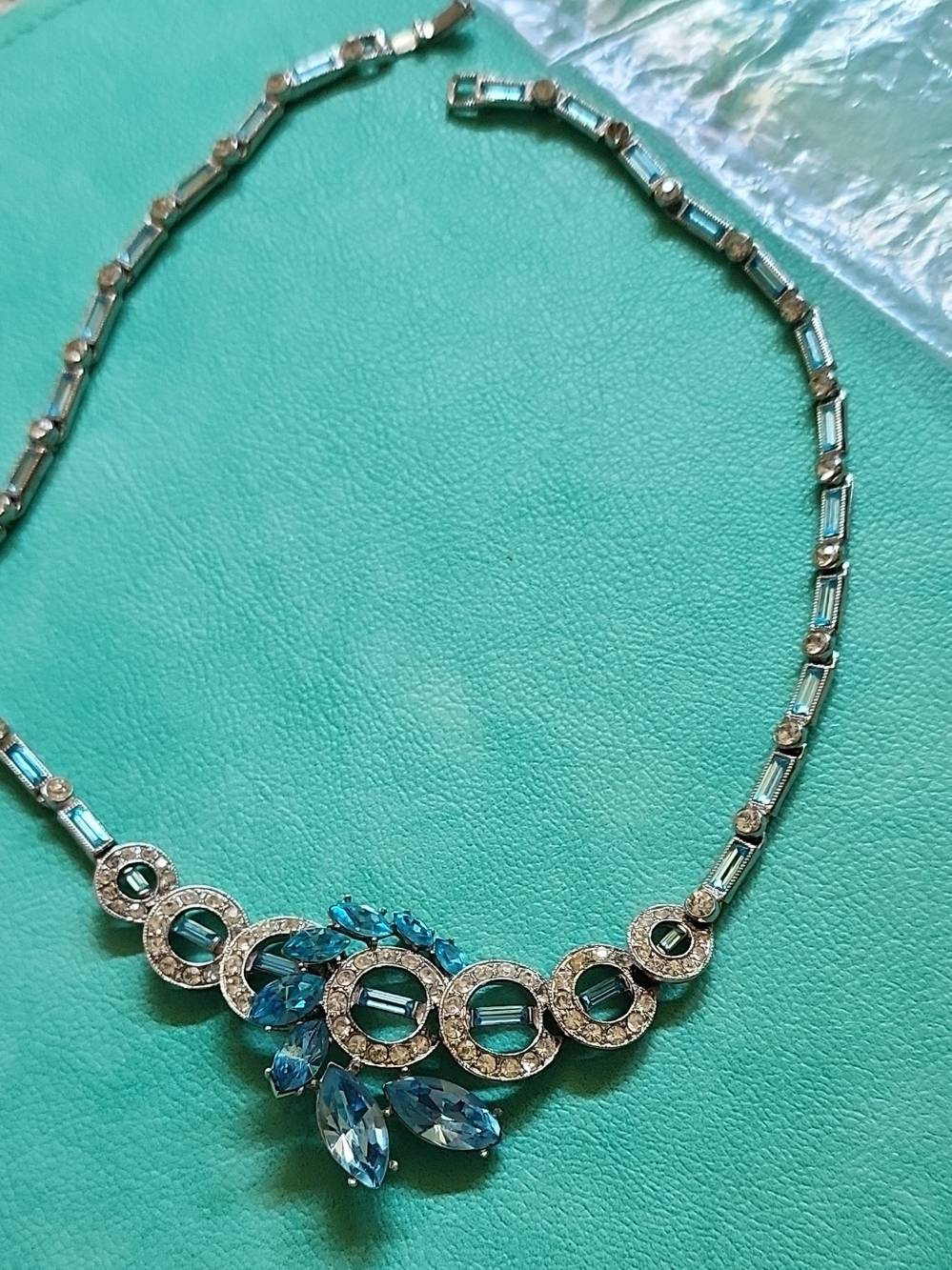 Vintage REGENCY Silver-Tone Blue Crystal Link Necklace - Elegant Women’s Jewelry